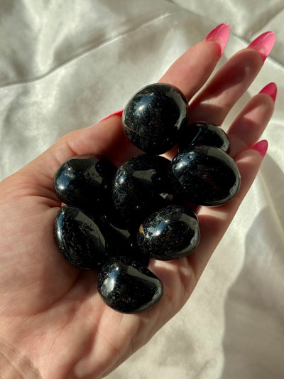 Tormalina nera burattata