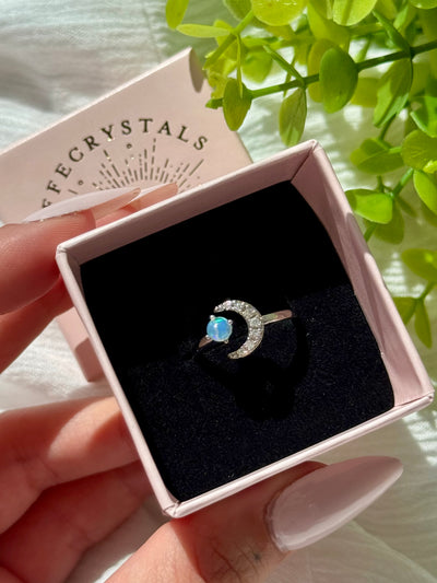 Anello in opale luna
