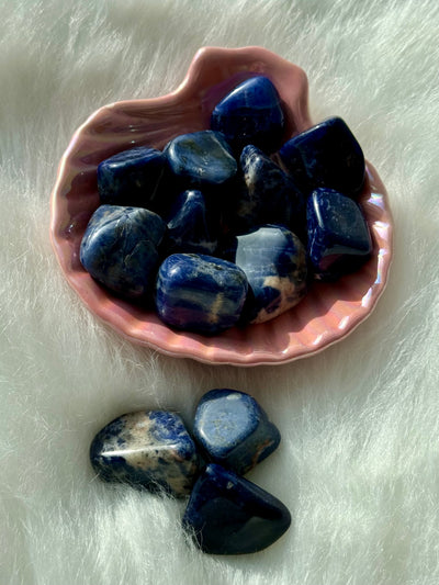 Sodalite burattata