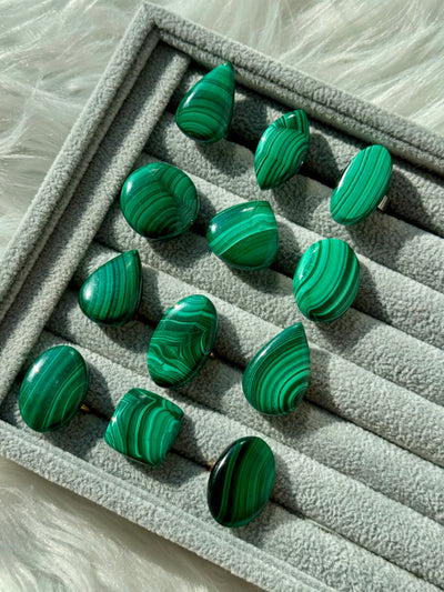 Anello chunky in malachite