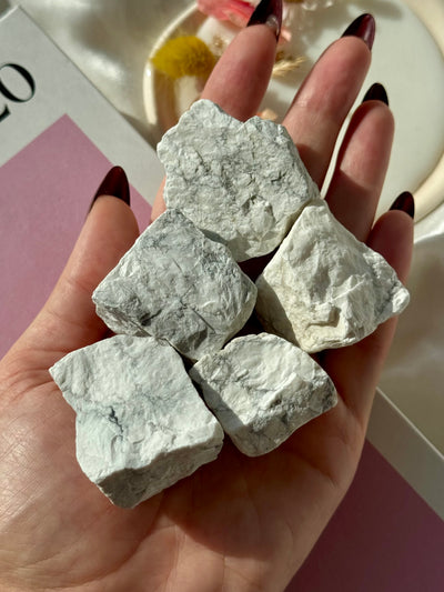Howlite grezza