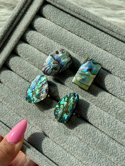 Anello in conchiglia abalone