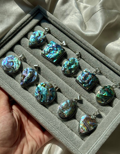 Ciondolo indiano in abalone