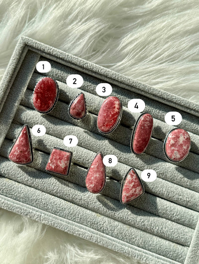 Anello in thulite